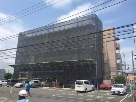 5階建てマンション大規模修繕工事用足場