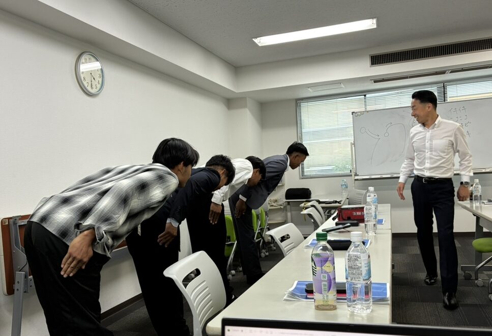 ワコーコーポレーション,外国人,特定技能,マナー,研修,仕事,礼儀,あいさつ,浜松,横須賀